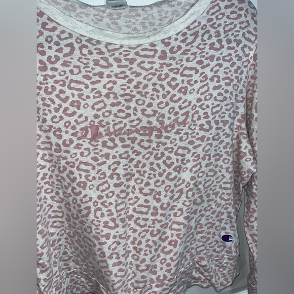 Champion Brand Women’s Long Sleeve Cheetah Print Tshirt Size Medium - Picture 4 of 11